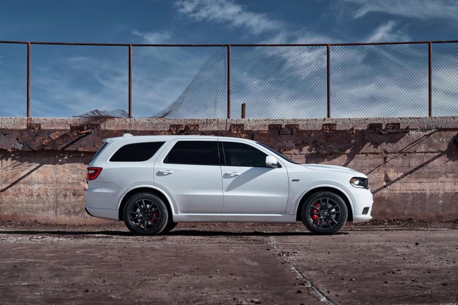  Dodge Durango SRT (WD) 2017 года  (фото 34 из 100)